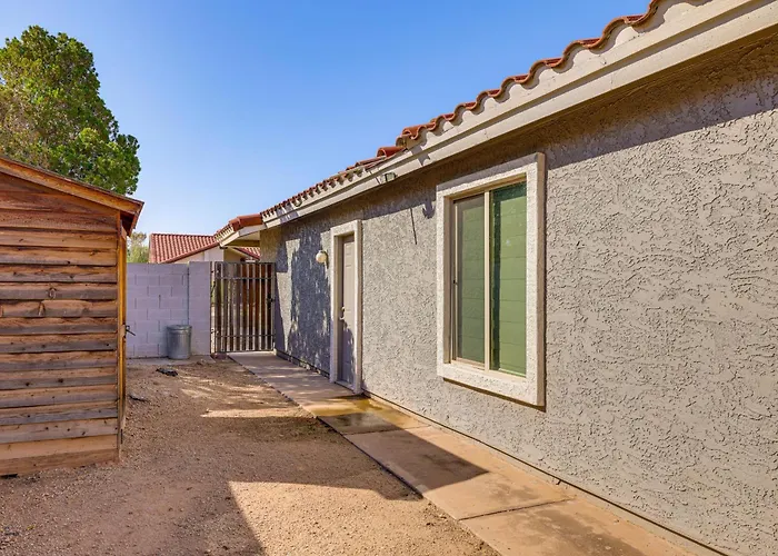 6 Mi To State Farm Stadium! Casita Escape W/ Yard Apartment Peoria